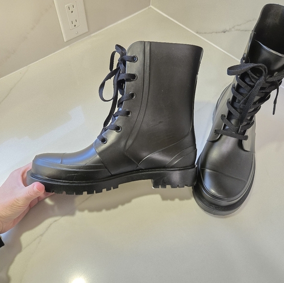 Black Cougar Rainboots 11 - Picture 11 of 12